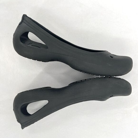 Crocs Kadee Black Cut Out Slip On Ballet Flat Shoes Women's Size 7 - Picture 5 of 9